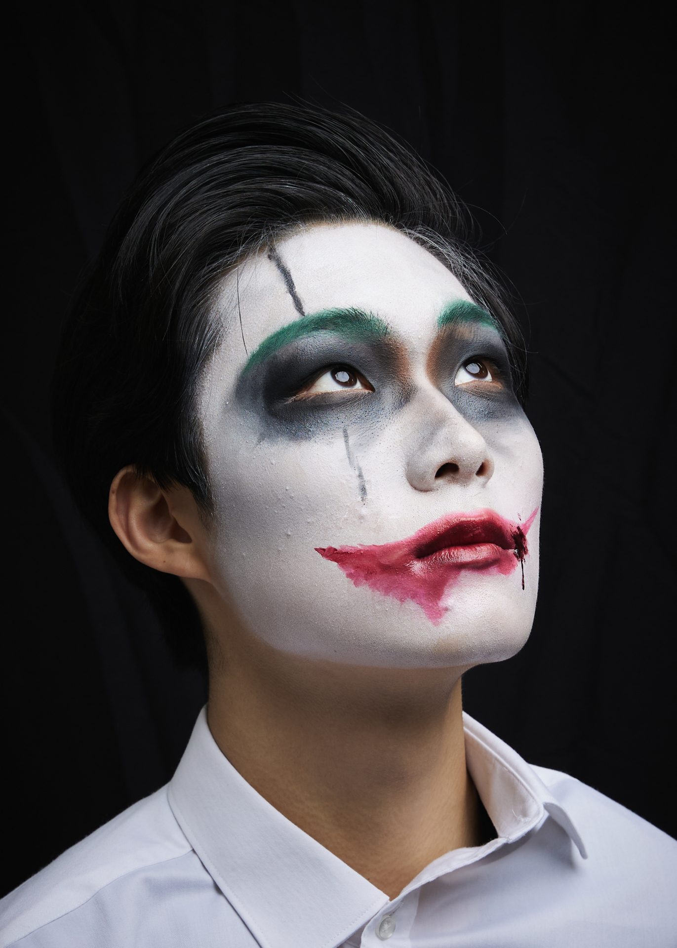 CHARACTER MAKE UP 사진 3